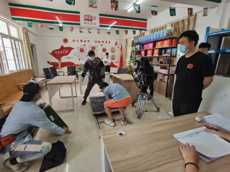 隆阳区广告片拍摄公司：极简主义践行者，少即是多的视觉哲学